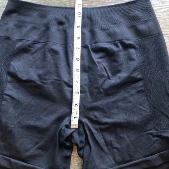 Navy Amazon High Waisted Seamless Compression Athletic Shorts Womens Size Large - Picture 4 of 9